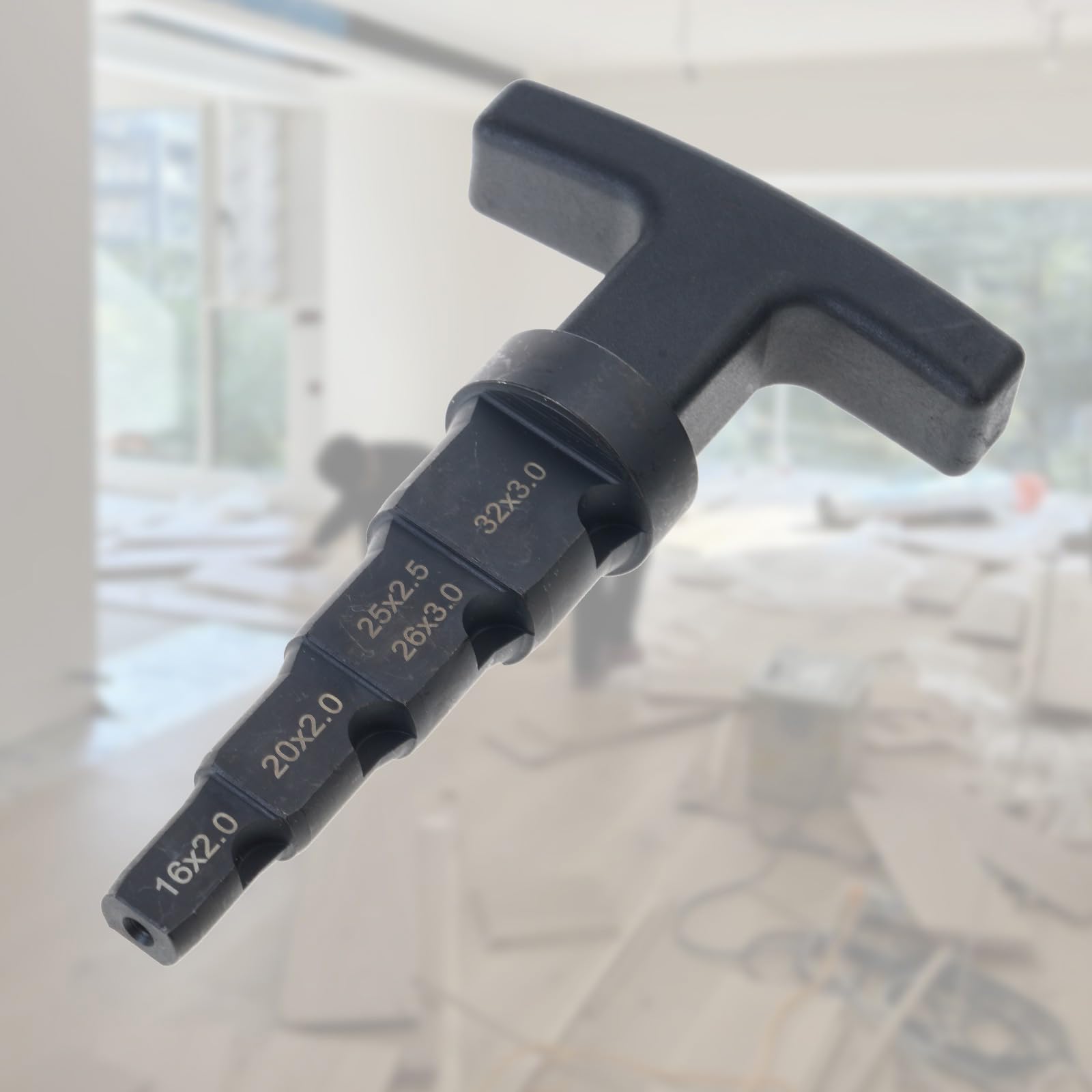 Strumento di sbavatura per tubi interni, cricchetto multistrato 4 in 1 con alesatore di calibrazione rotante per metallo da 16-32 mm, svasatore professionale per sanitari