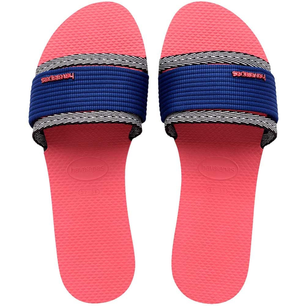Rasteirinha Havaianas You Trancoso em promoção! Veja a oferta e mais achadinhos de Chinelos & Pantufas 6 Hoje é o melhor dia para comprar Rasteirinha Havaianas You Trancoso com aquele preço maroto! Promoção! Aproveite a oferta! 6