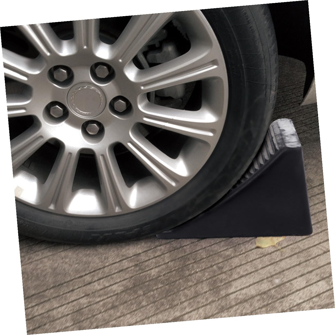 INOOMP Anhänger Unterlegkeile 2 Stück Gummi rutschfeste Wohnwagen Radstabilisatoren Für LKW Motorrad Wohnmobile Parkhilfe