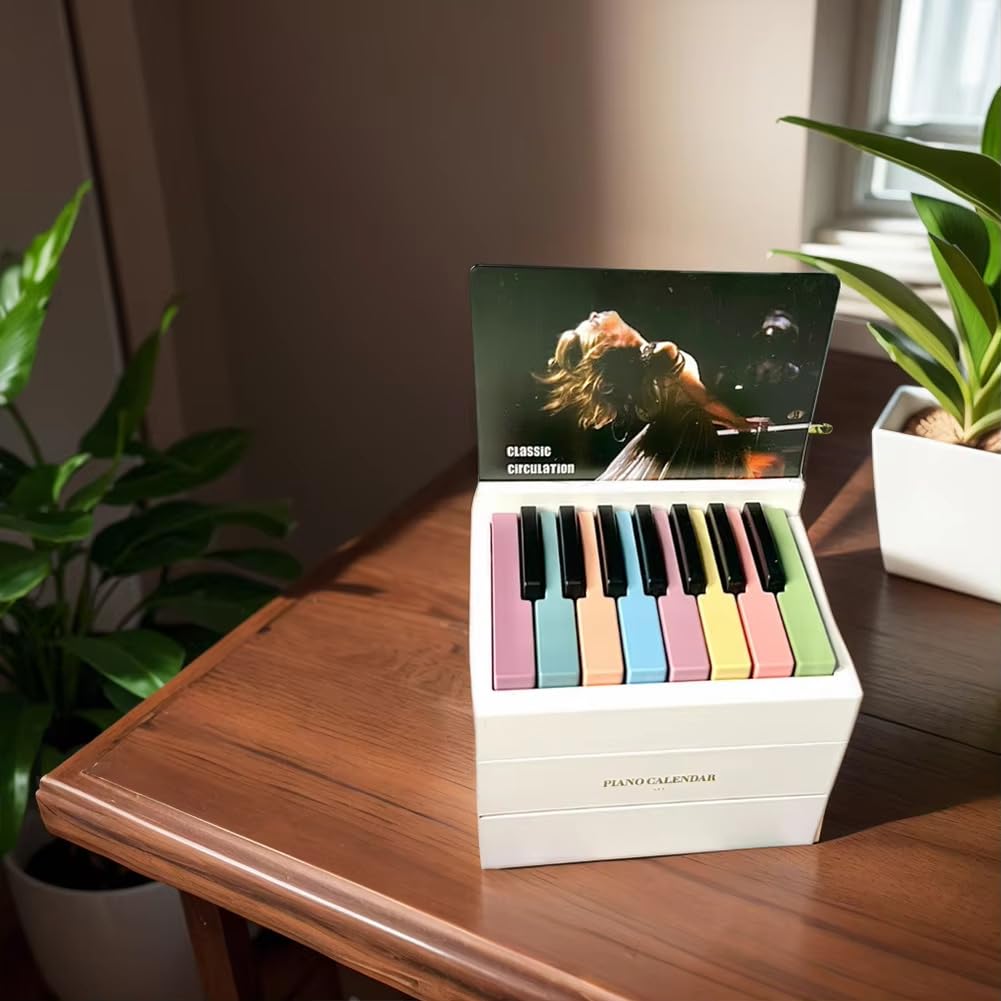 Calendario per pianoforte 2025: mini pianoforte con 52 spartiti musicali, viaggio musicale tutto l'anno per fan, familiari e amici, decorazione multifunzione e strumento di pratica (bianco01)