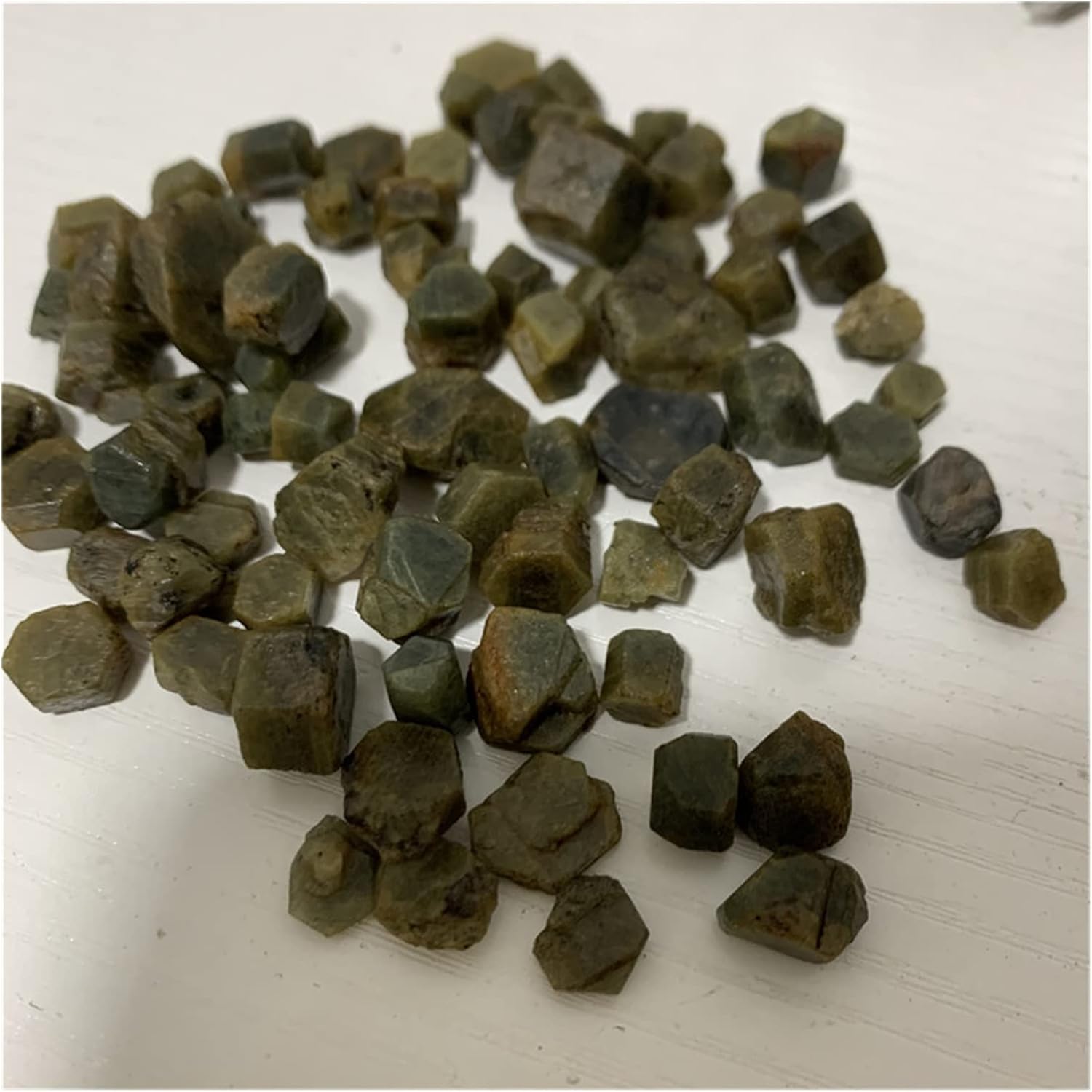 FIDEMM Natural Crystal Rough 100g Natural Stones and Minerals Yellow Green Corundum Healing Crystals Rough Gemstone Specimen