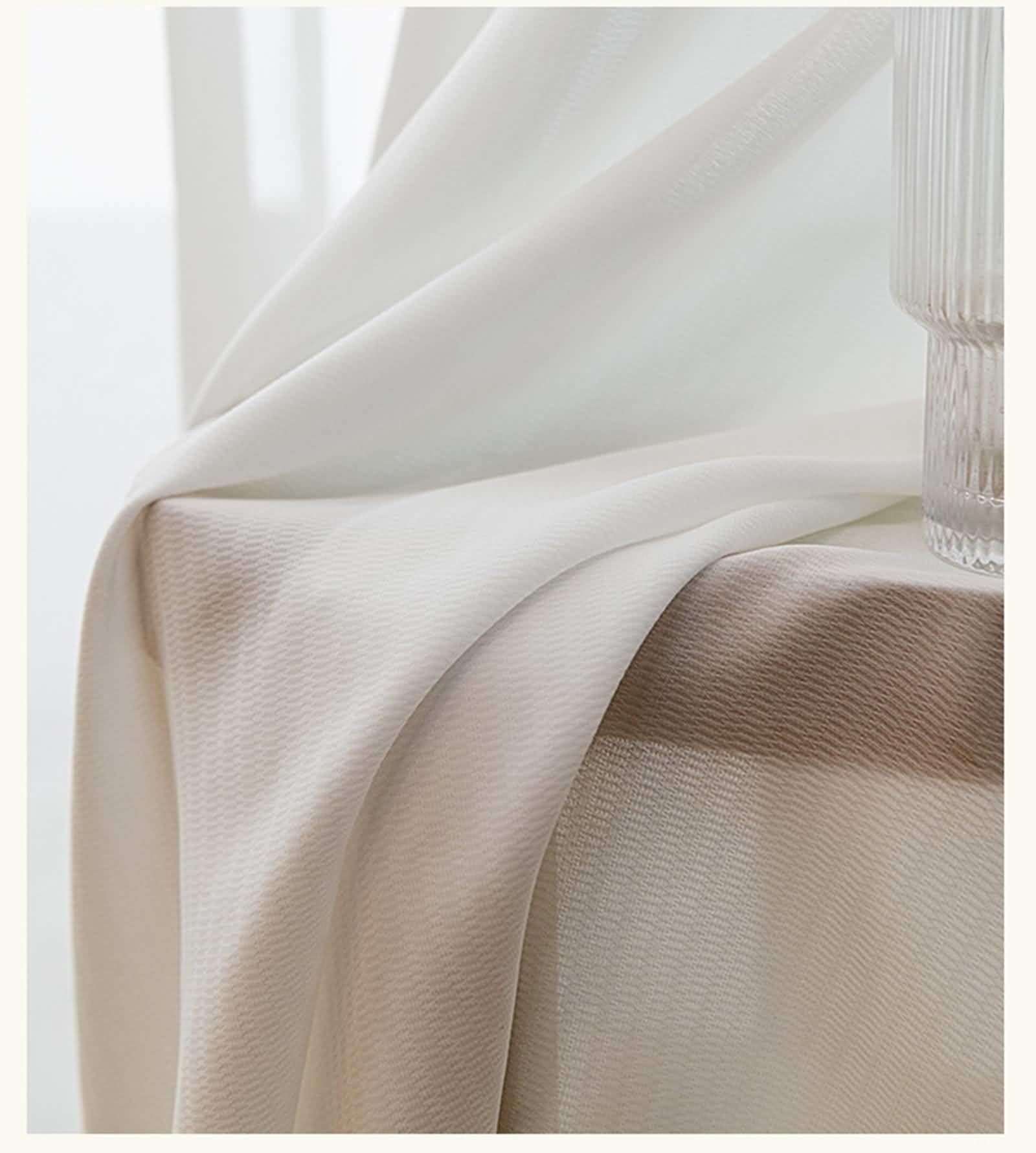 Rideau Fenêtre Semi Transparent 132x214, Rideaux Voilage pour Chambre Polyester Aspect Fil Blanc, Oeillet, Lot de 2