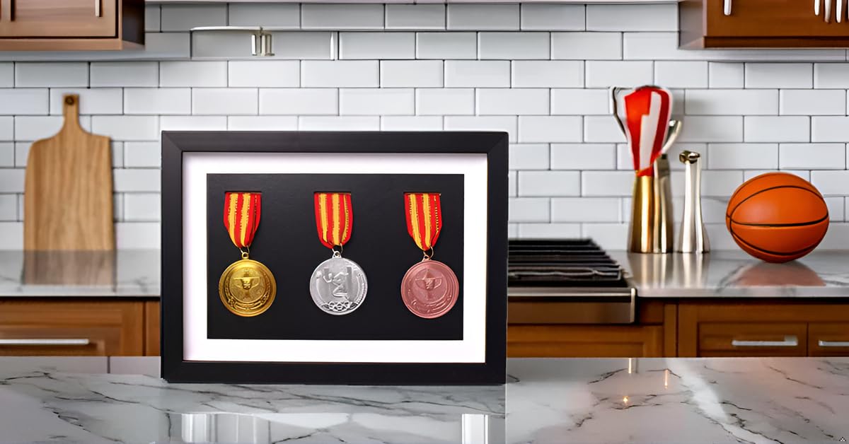 Caja de Madera Maciza para medallas, Caja de Almacenamiento para medallas y medallas de Honor, Caja de Almacenamiento para medallas de maratón, Tres medallas Militares de Guerra en Marco Negro