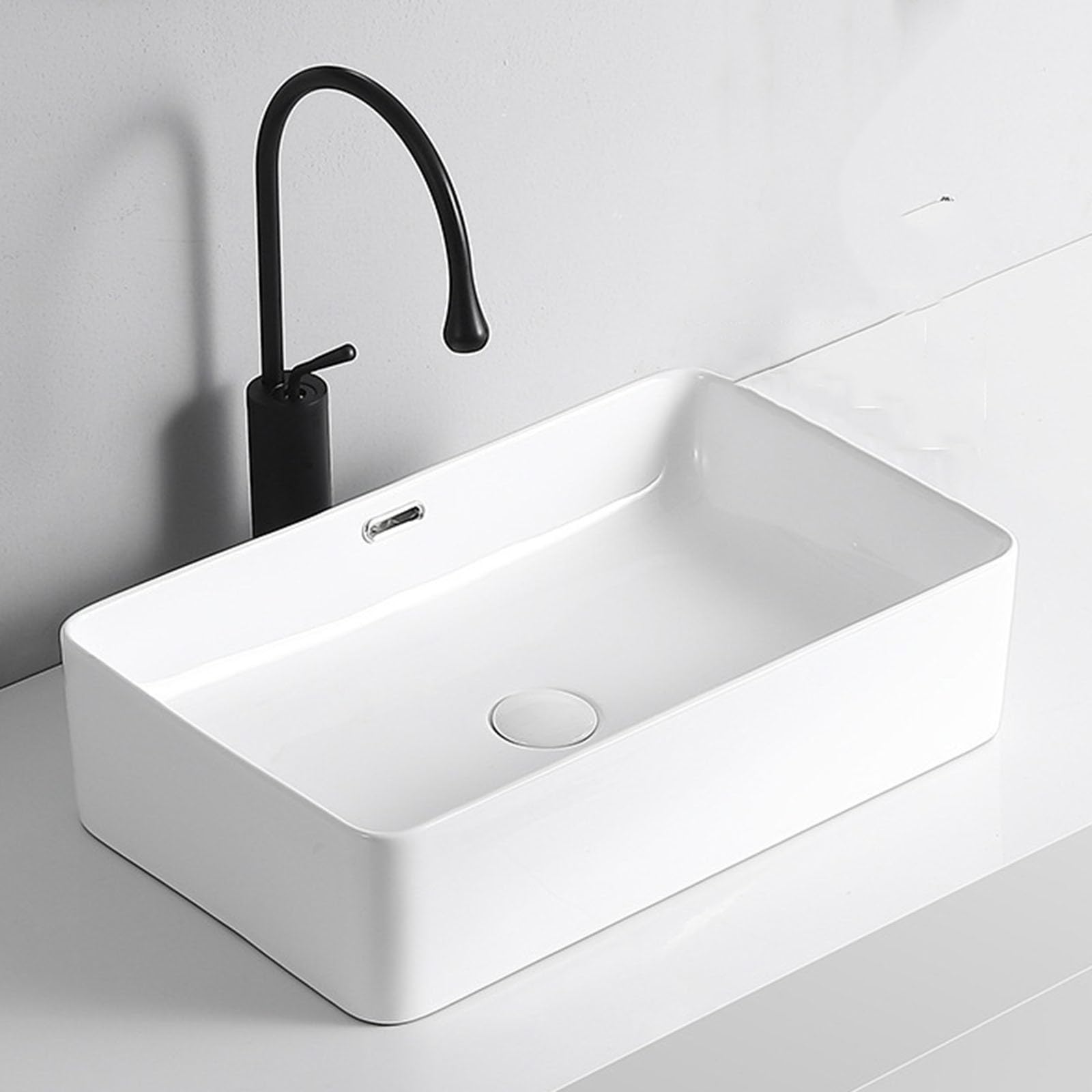 Ceramiczny zlew na blat z umywalką przelewową do nowoczesnej instalacji łazienkowej