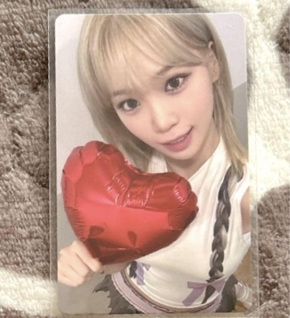 Amazon.co.jp: ルセラフィム チェウォン easy weverse ハート風船 