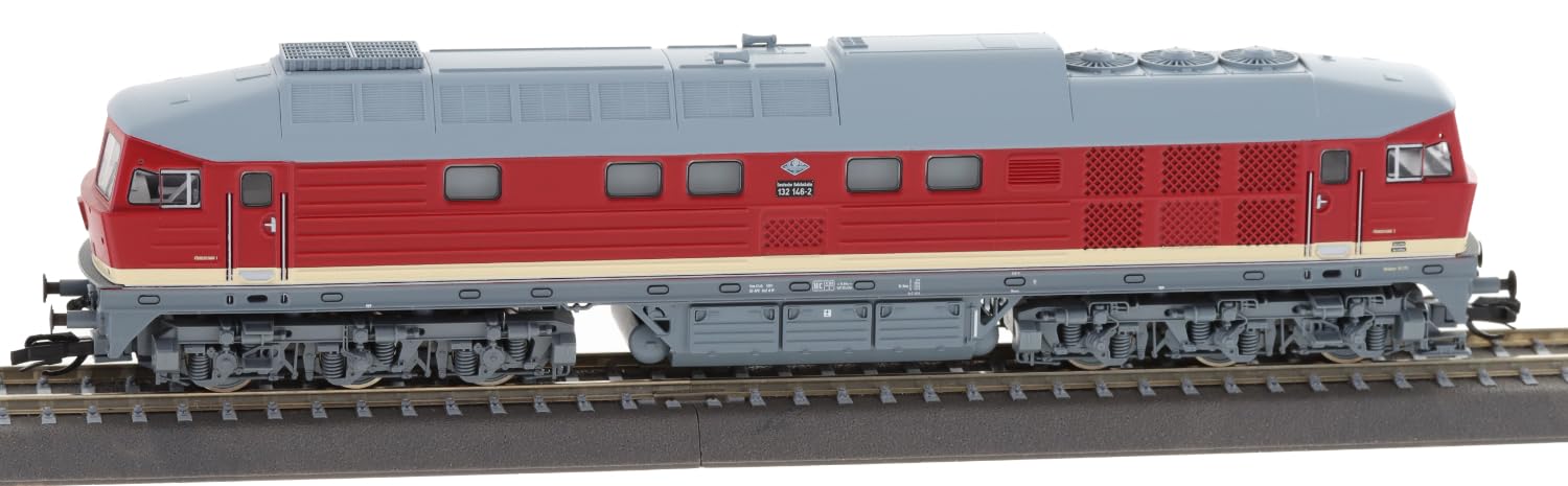 7390004 Locomotiva diesel 132 146-2, DR, Ep. IV (con suono)
