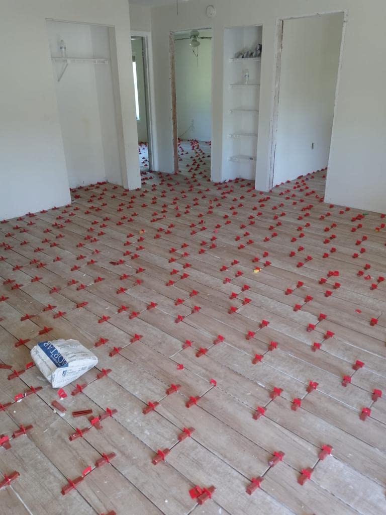 Sistema di livellamento per piastrelle da 1/51", 600 pezzi, funziona con quasi tutti i cunei sul mercato, sistema di livellamento distanziatori per piastrelle da 0,5 mm per una facile