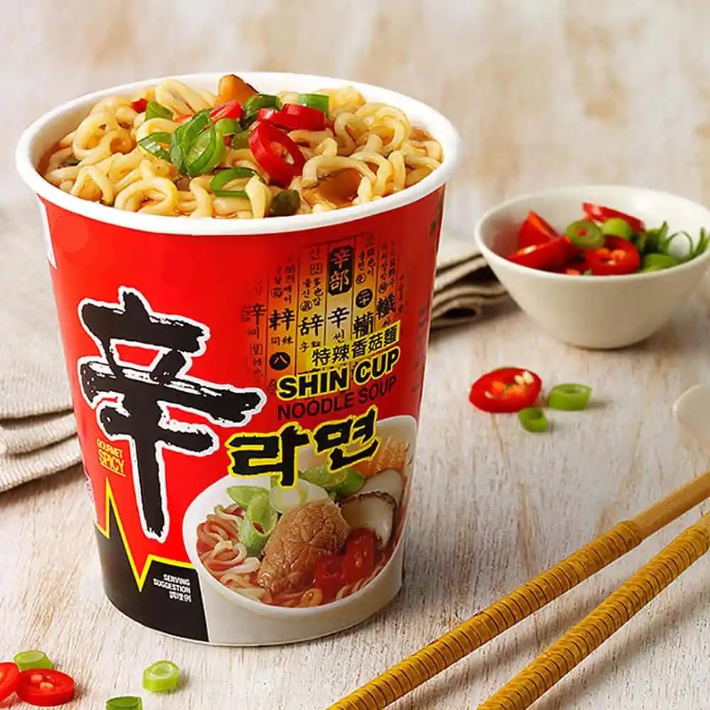 YIJIA | Pack 12 X 68g Ramen Coreano Cup Noodles | Shin Ramyun | Nong shim - 3