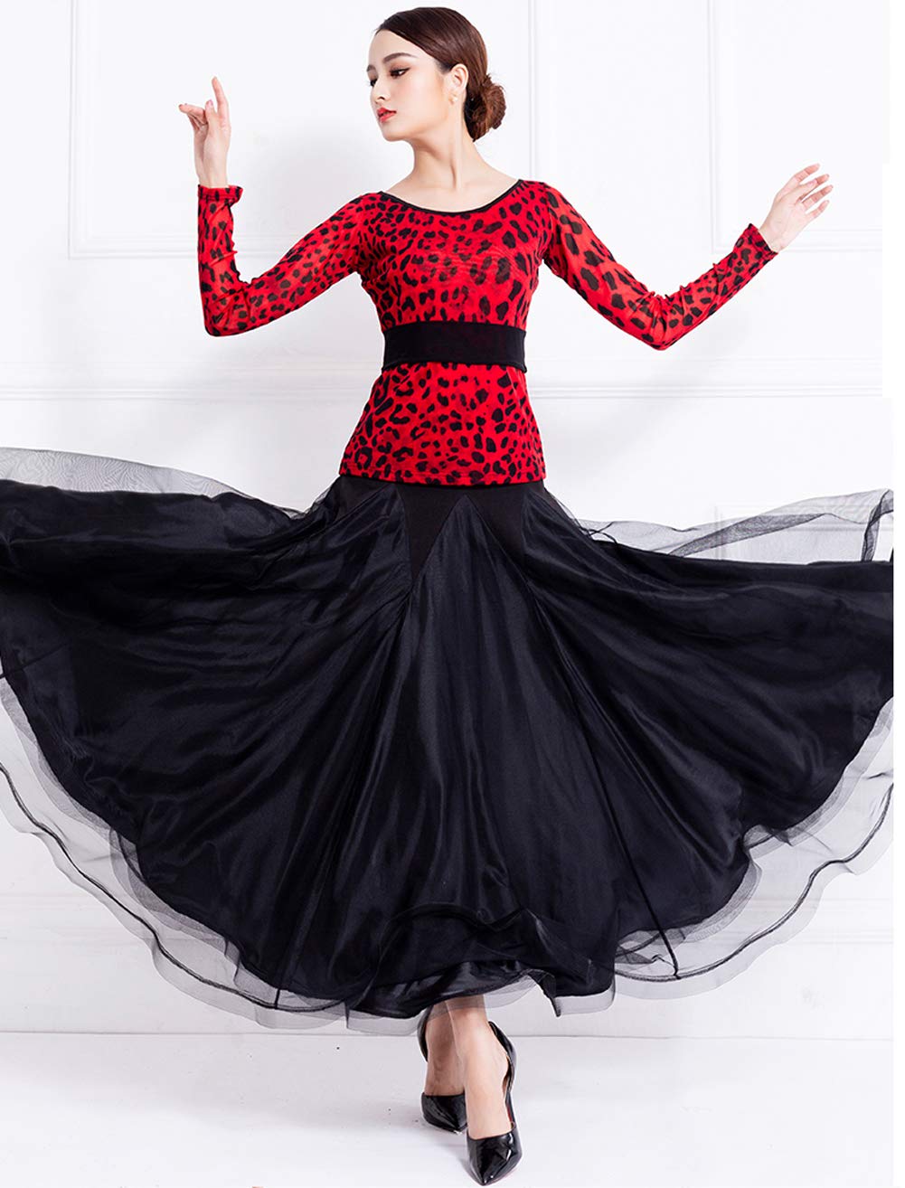社交ダンス練習着2点セット★スカート&トップス❤️セットアップが魅力的な一着✨ 社交ダンス練習着2点セット☆スカート&トップス❤️セットアップ