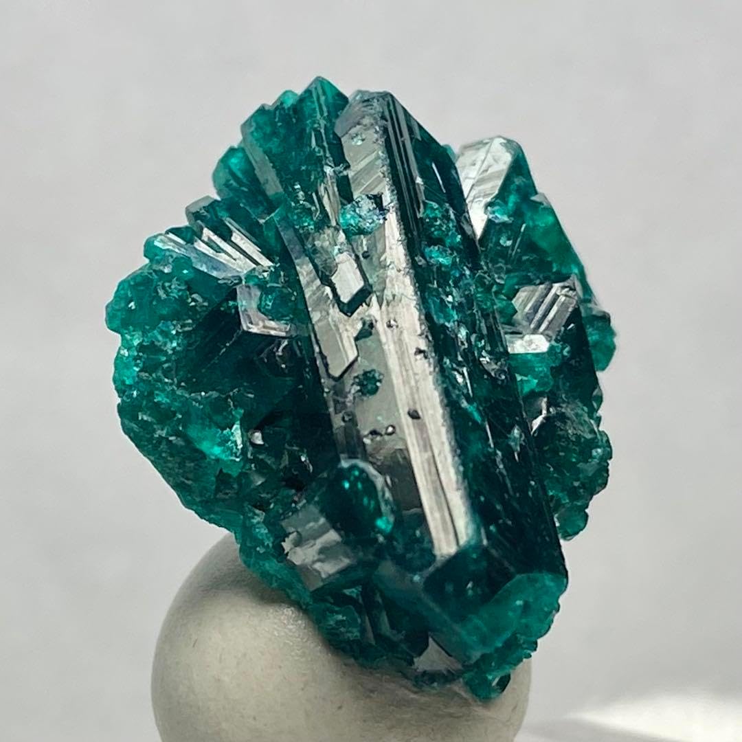 【53g】コンゴ産 ダイオプテーズ（翠銅鉱）鉱物標本 ダイオプテーズ 翠銅鉱 鉱物標本 原石 天然石 ストーン コンゴ