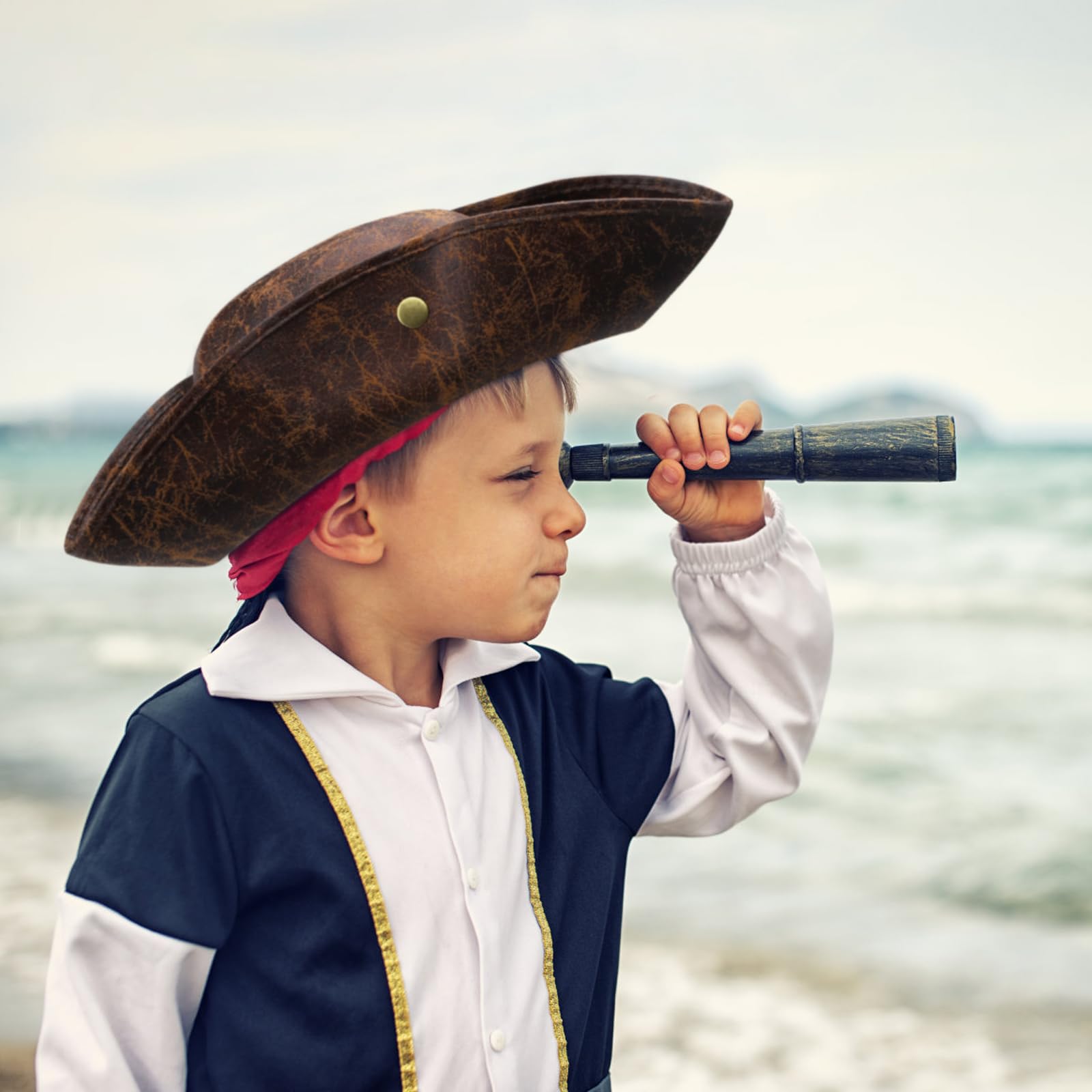 VOSSOT Kapelusz piracki dla dorosłych, skórzany, styl kolonialny, średniowieczny kapelusz na piracką imprezę tematyczną, cosplay, imprezy kostiumowe, karnawał, brązowy, Halloween, rozmiar uniwersalny