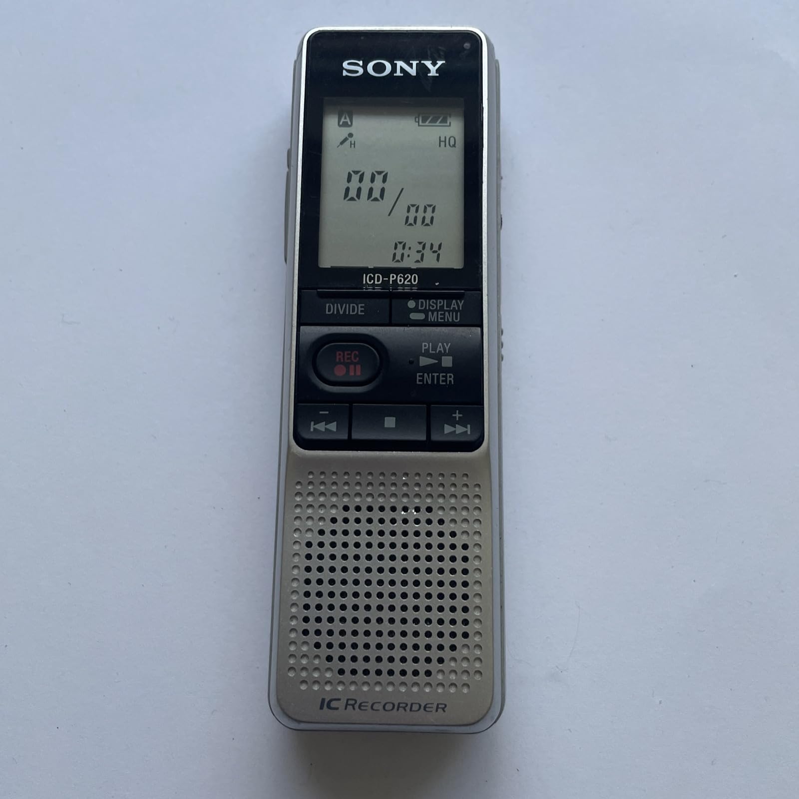 Sony ICD-P620 - Digital voice recorder - flash 512 MB - silver