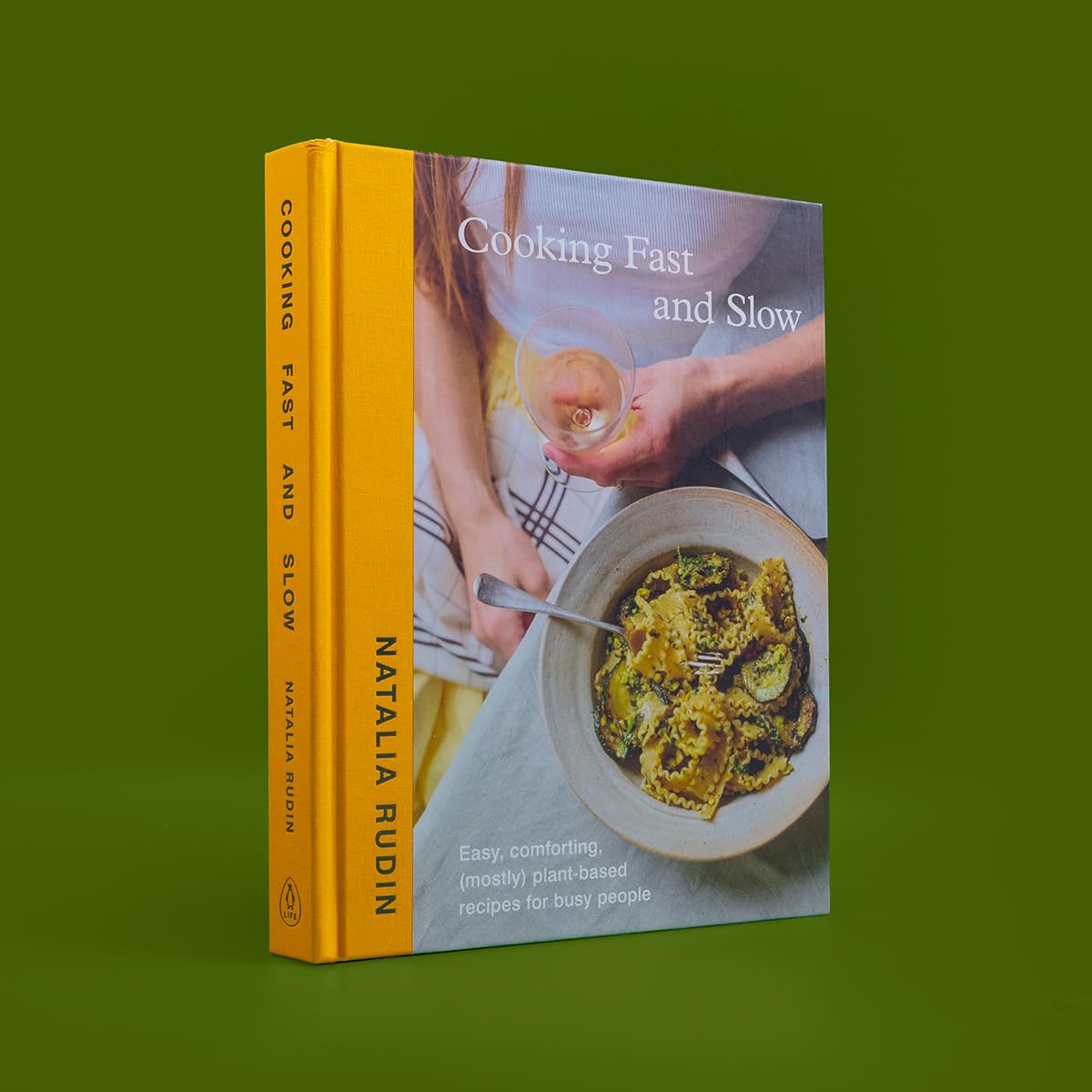 Cooking Fast and Slow: The Instant Sunday Times Bestseller. Easy, Comforting, (Mostly) Plant-based Recipes for Busy People