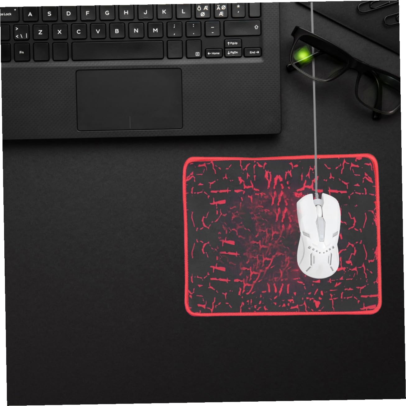 Tastiera Ergonomica Retroilluminata Combo Mouse Gaming Tappetino Mouse e Cuffie Accessori per Computer Utilizzo Domestico e Ufficio