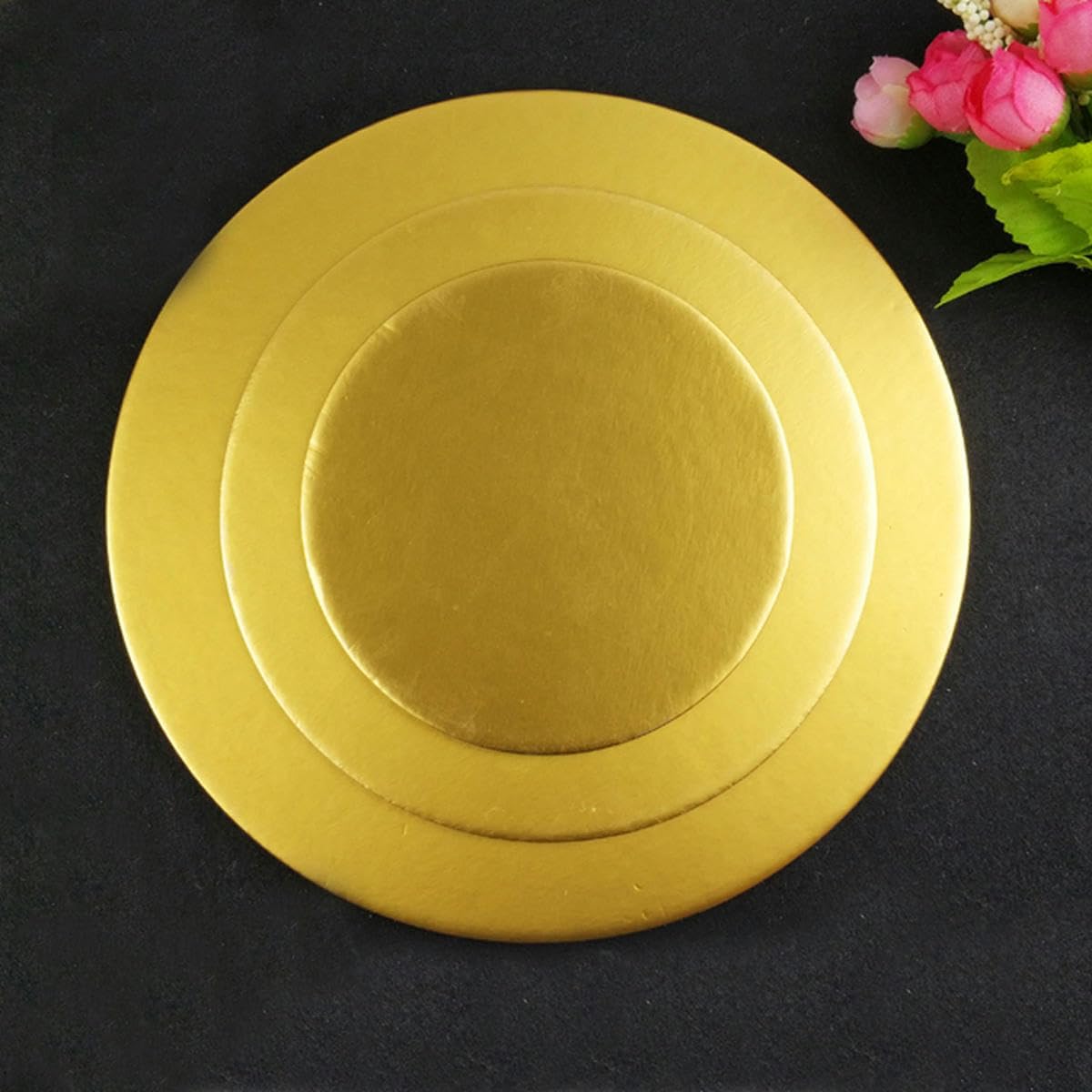 ケーキの板、 丸型ケーキ用段ボール紙トレイ ペストリーベースプレート ムースゴールド 直径22cm 10個パック(Gold-24cm