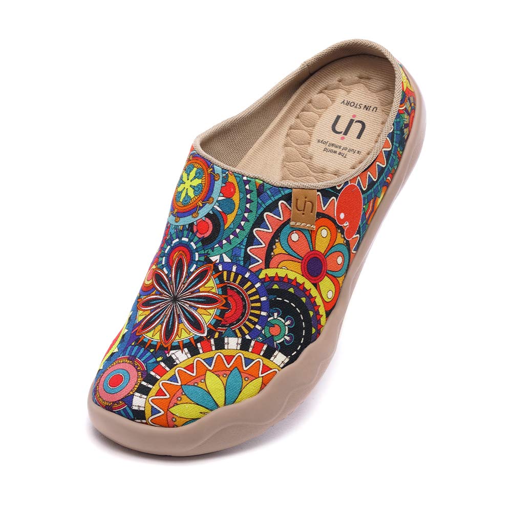 UINWomen's Slip On Mules Comfortable Flat Lightweight Wide Toe Clog Casual Art Painted Travel Shoes Malaga Series