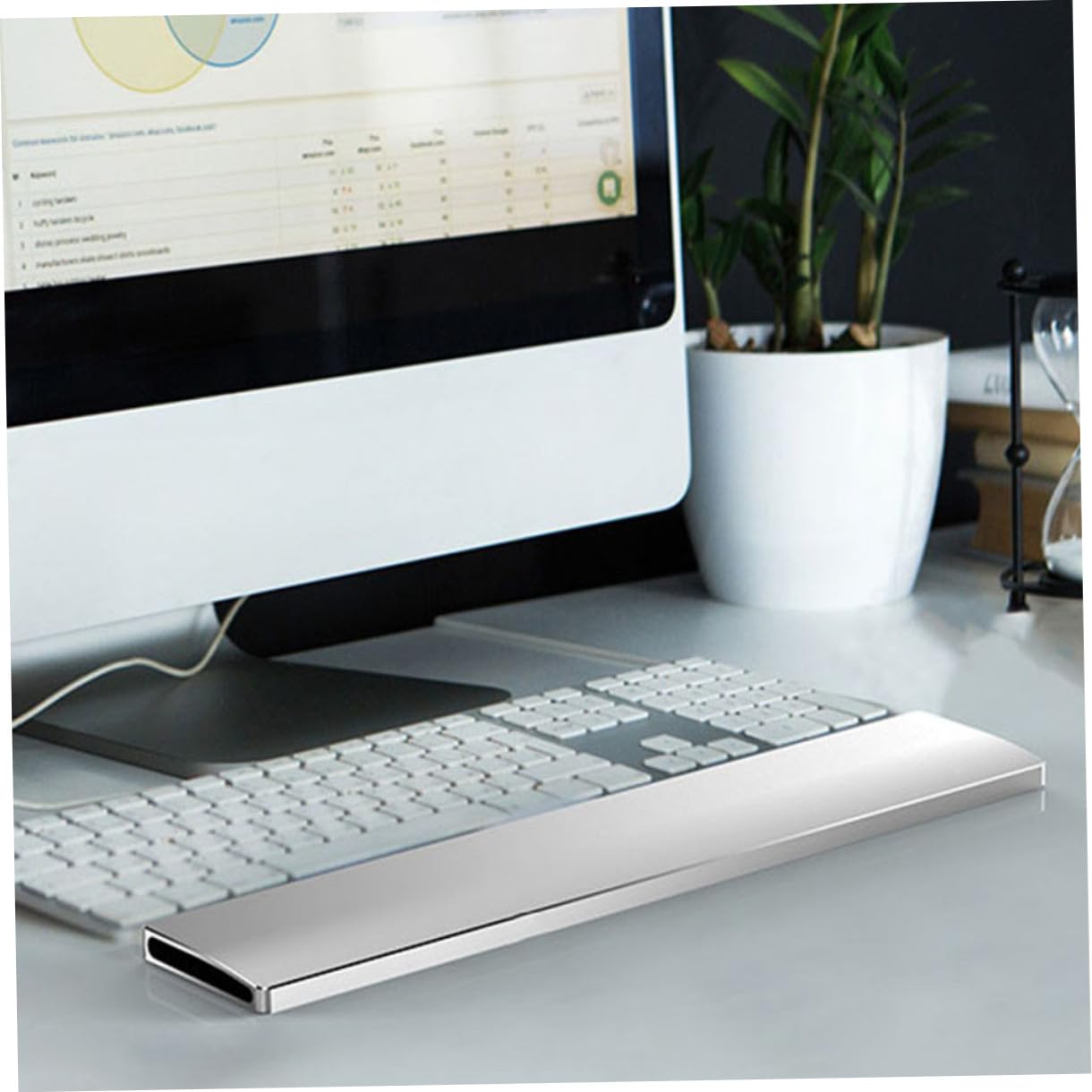 Veemoon Mechanische Tastatur Handgelenkauflage aus Aluminiumlegierung Ergonomisches Design Rutschfest Stabil für 104-Tasten Tastaturen Silber
