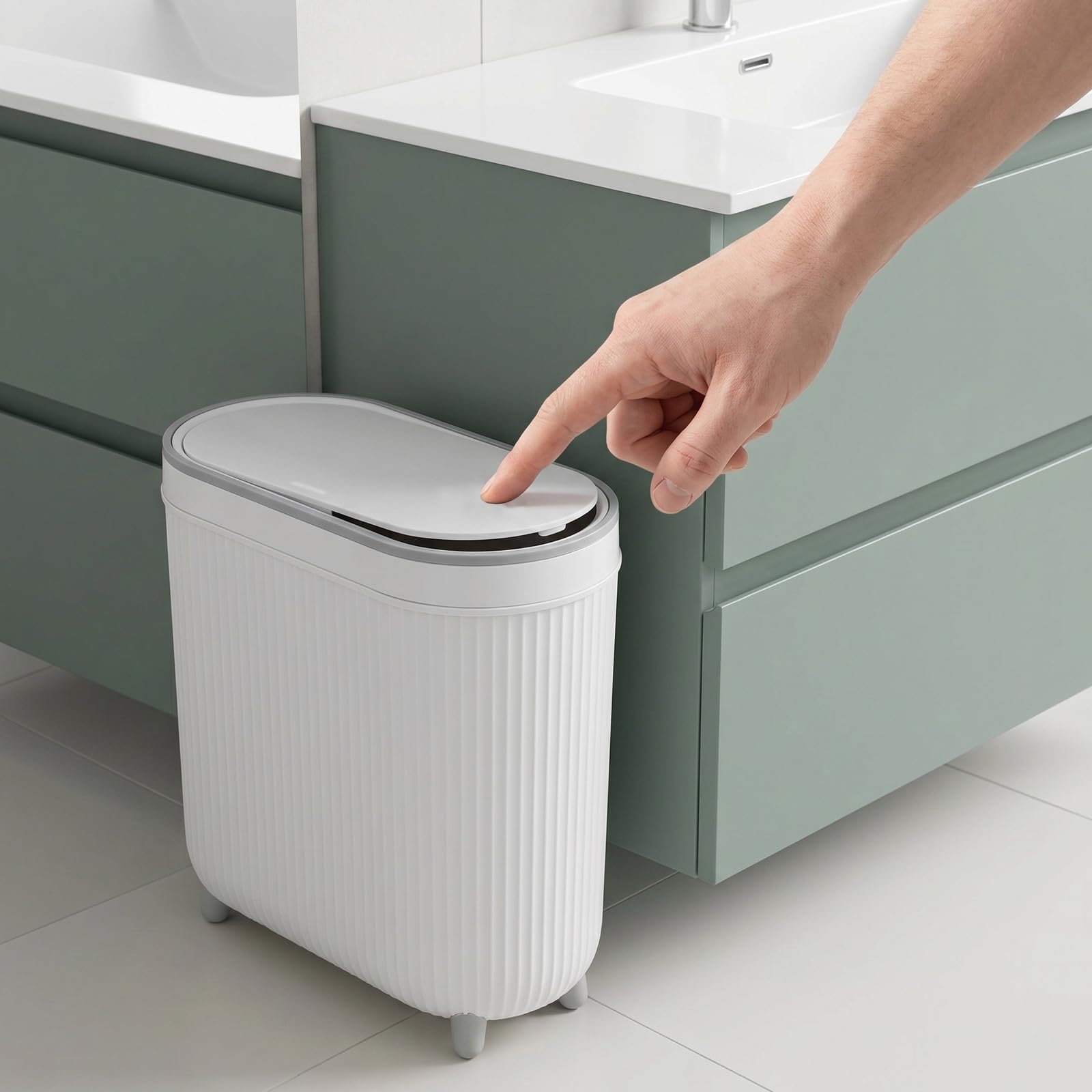 iplusmile Papelera Delgada con Tapa de Plástico Capacidad 12 para Baño