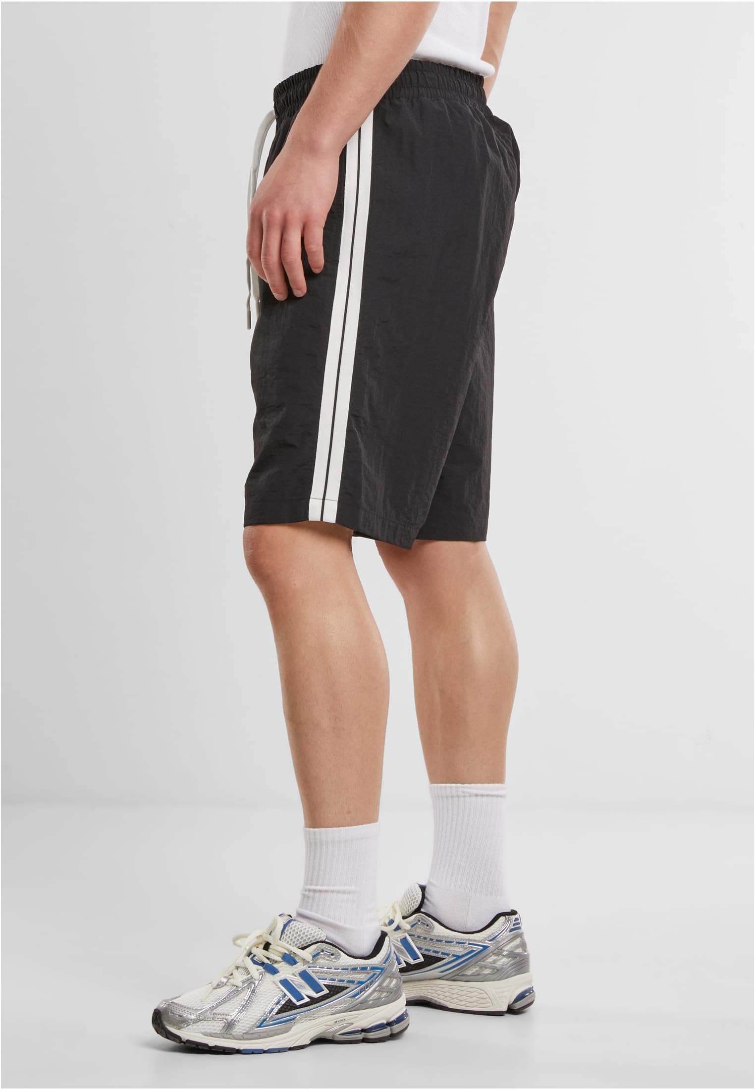 Urban Classics Pantalones Cortos con Franja parcheada Hombre Bañador Negro 100% Nailon
