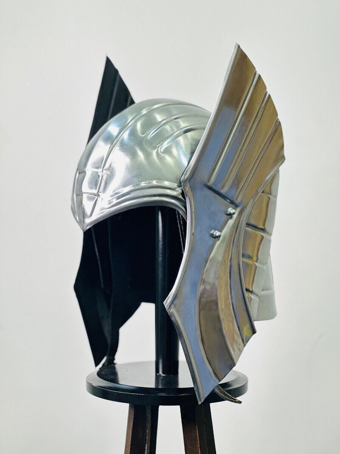 Medieval Ragnarok Thor's Helmet Metal Viking Helmet of Thor Mighty Mjolnir Helmet Steel LARP Thor Helmet Replica for Cosplay Halloween