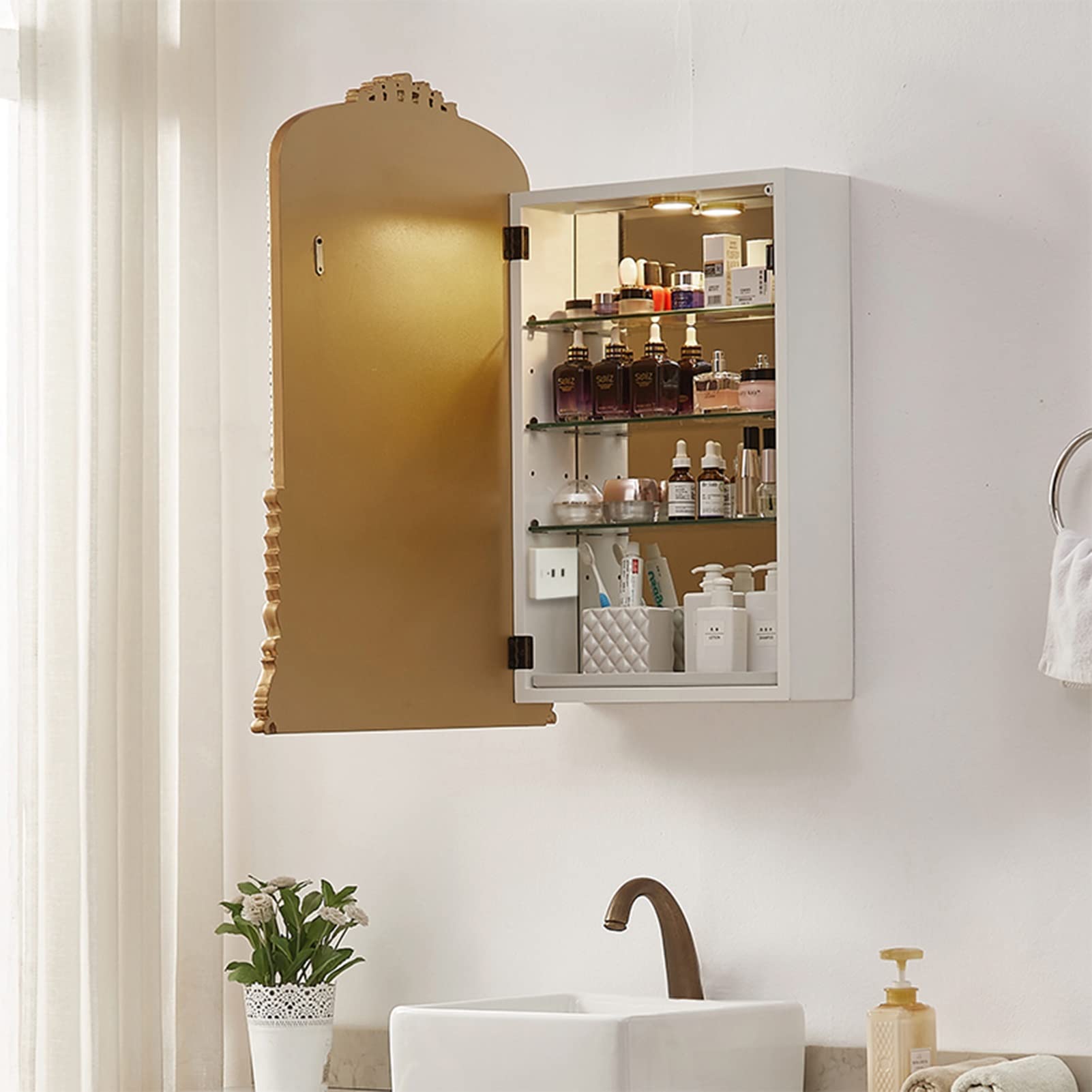 Armadietto da bagno con specchio da incasso, con cornice in metallo e specchio inclinabile, design rettangolare arrotondato