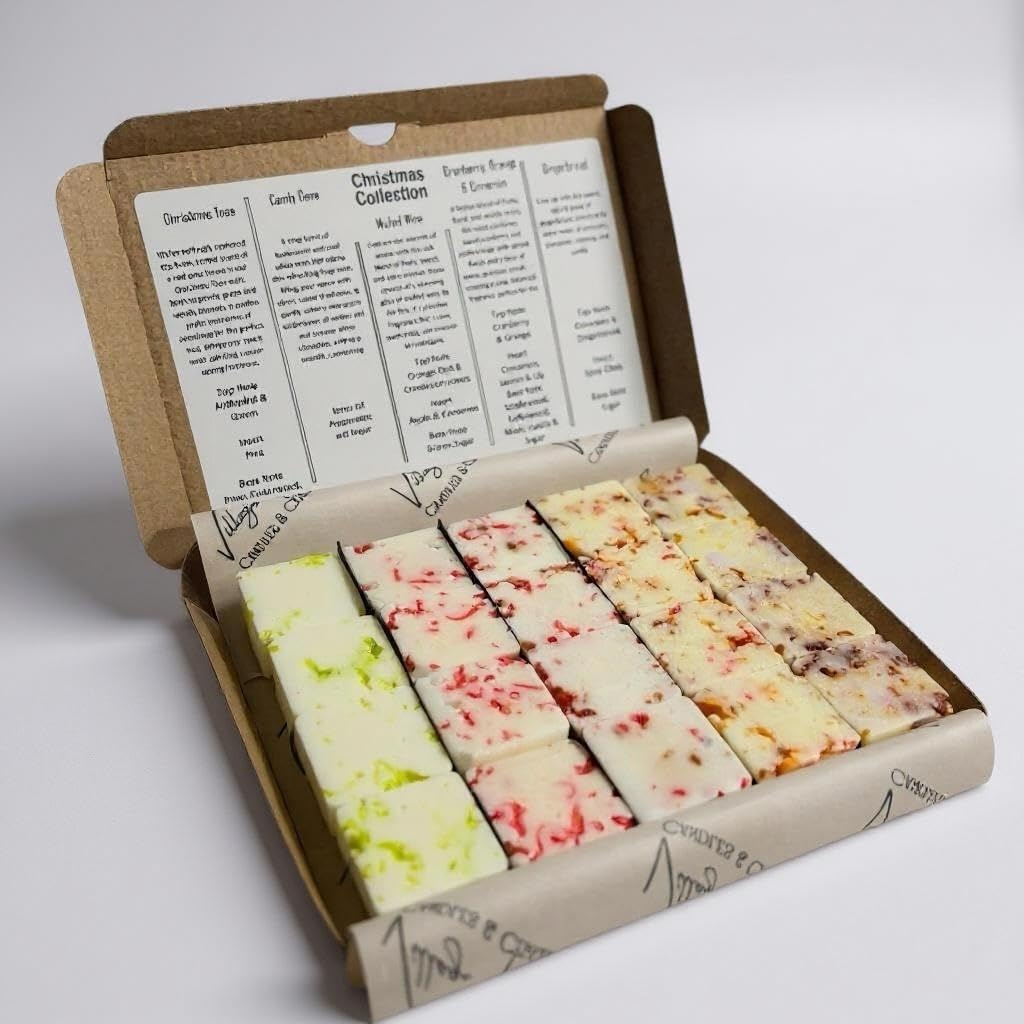 20 Piece Christmas Collection Botanical Wax Melt Box. Highly Scented | Vegan | 100% Soy Wax | Box of 20 | Cruelty Free | Long-Lasting | Handcrafted | Small Batch | Artisian | 240g — image 1