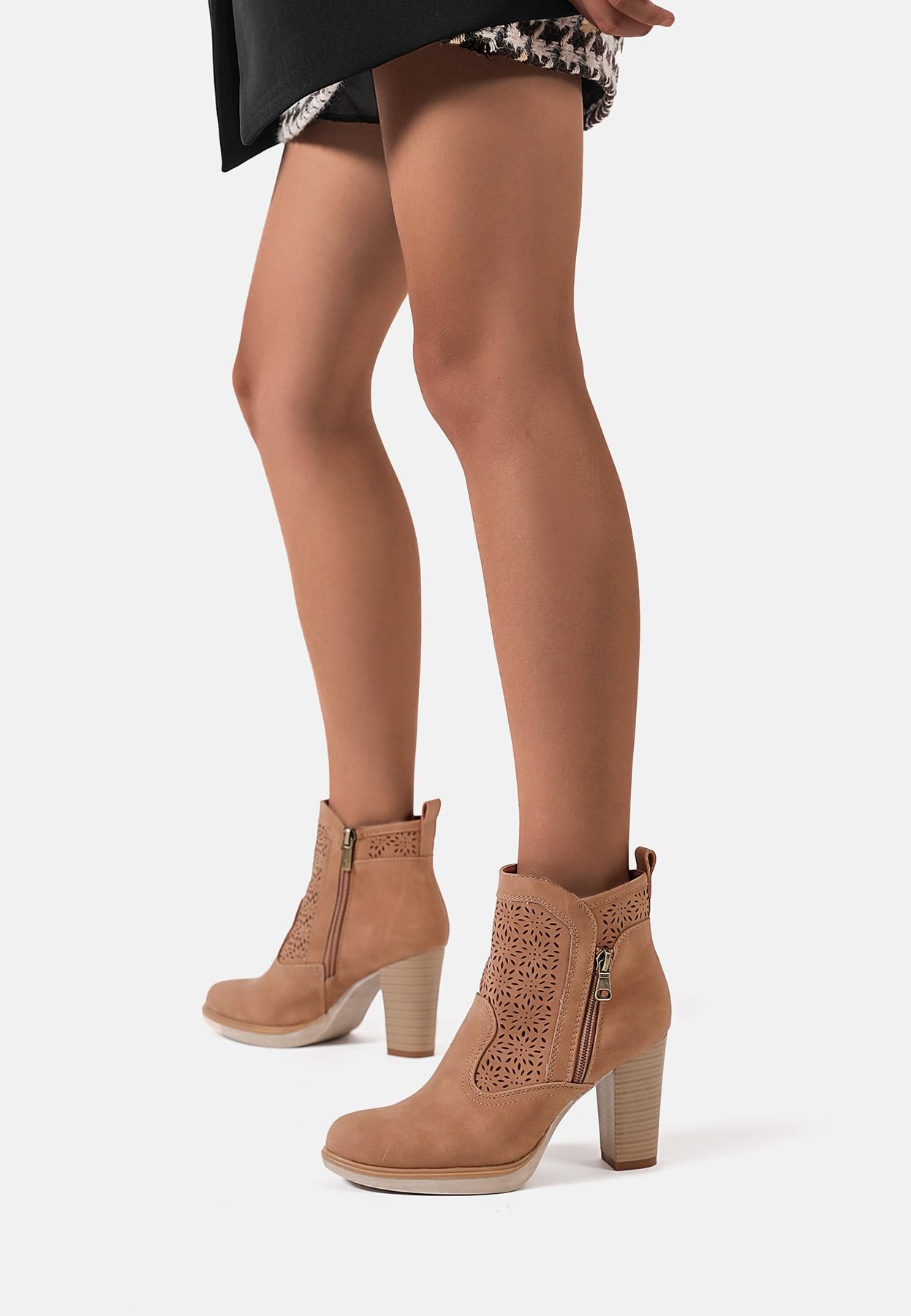 QUEEN HELENA Tronchetti Traforati Stivaletto con Tacco Casual Donna X30-113