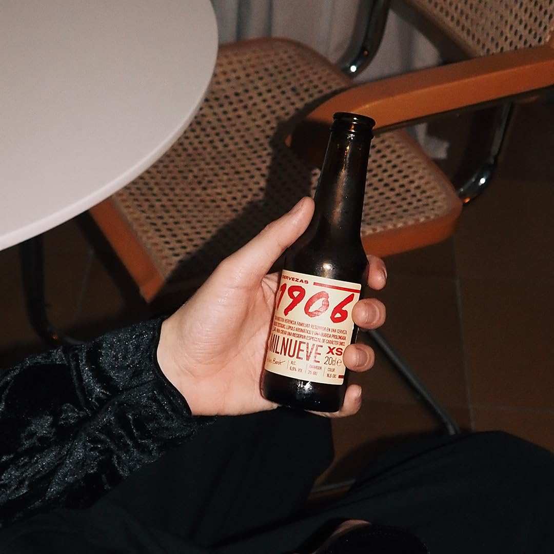 1906 - Reserva Especial XS, Cerveza Lager Extra, 24 Botellas x 20 cl | Maltas Tostadas, Lúpulo Perle, Aroma a Caramelo y Café, Formato Mini, Ideal Compartir, 6,5% Volumen de Alcohol