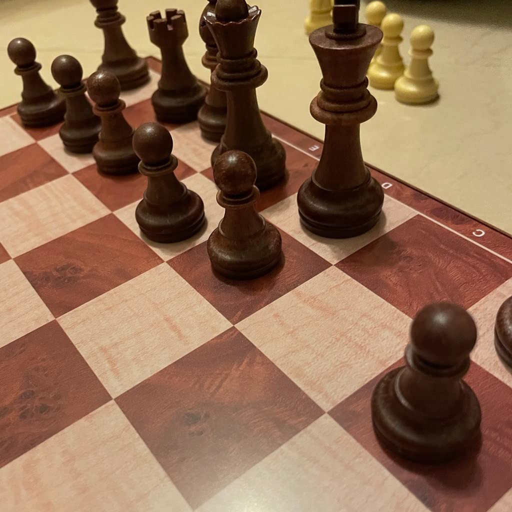 Scacchi da Viaggio magnetici, Scacchiera in plastica da 12 Pollici con Scacchi Pieghevoli in plastica, Set da Gioco da Viaggio per Adulti e Principianti