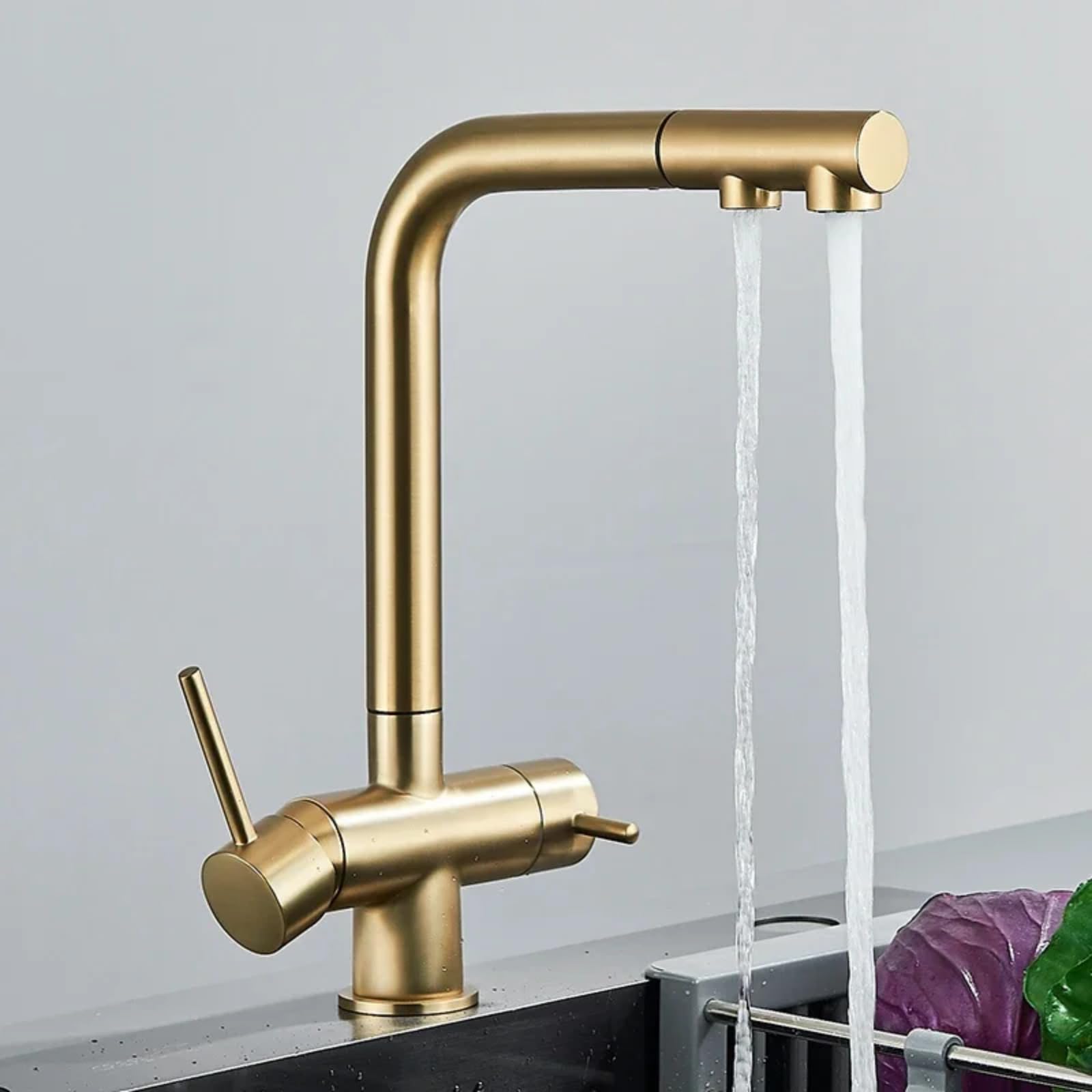 ZQFHSX Black Filtered Kitchen Faucet with 360 Rotation and Dual Sprayer Brass Purifier for Drinking Water Vessel Sink Mixer Tap in Brushed Gold Finish