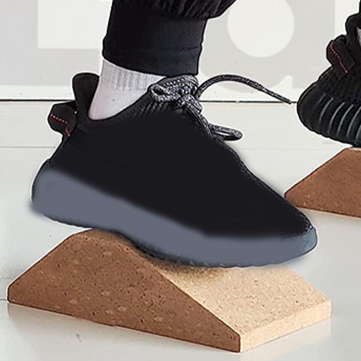 Cork Yoga Block Anti-slip Slant Board for Calf Stretching Physical Inclined Fitness Ramp for Squats and Lower Limb Care Indoor Use