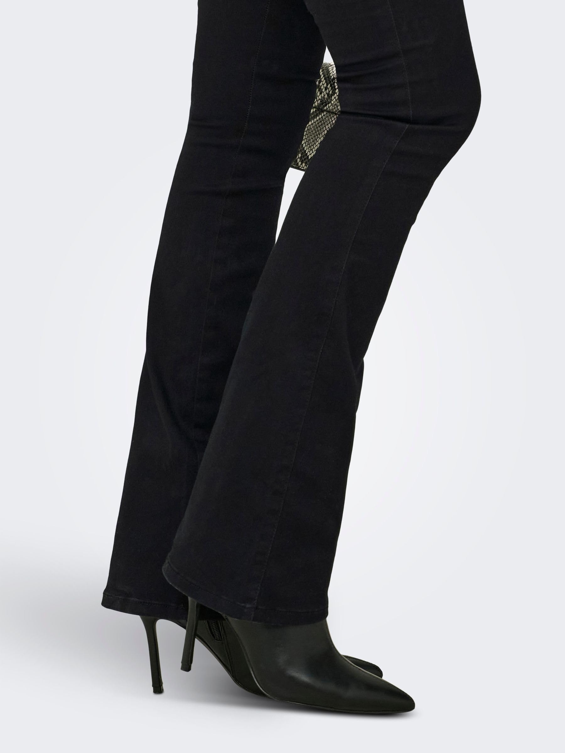 ONLY Women's Onlrose Hw Retro Flared DNM Gua192 Noos Jeans
