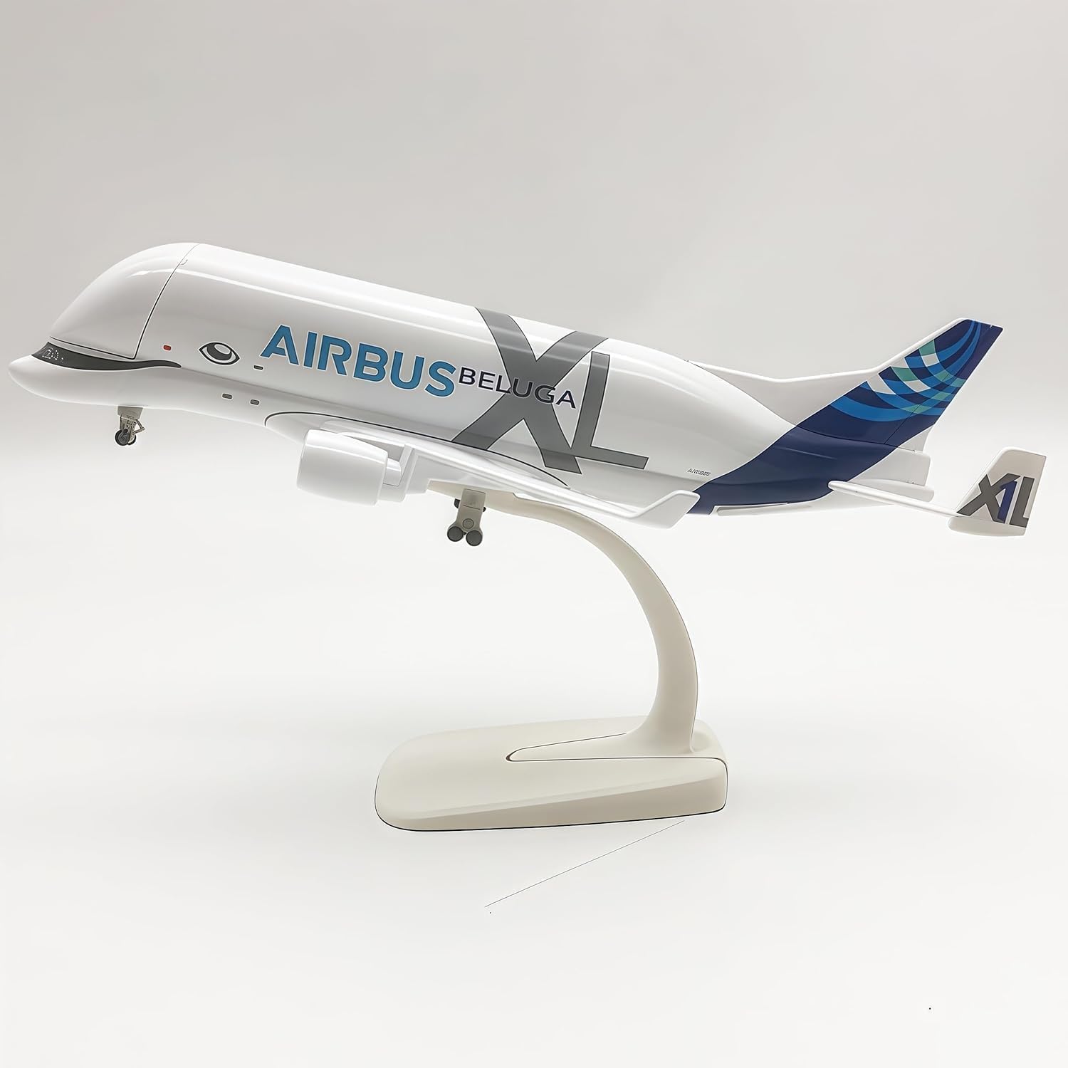 Airbus Beluga Diecast Airplane Model 1:300 Scale Cargo Aircraft Display Stand Model Plane For Collection Gifts.