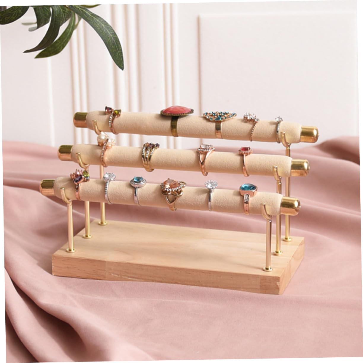 Homoyoyo Soporte de 3 Niveles de Madera Sólida de Exhibición de Joyas Beige
