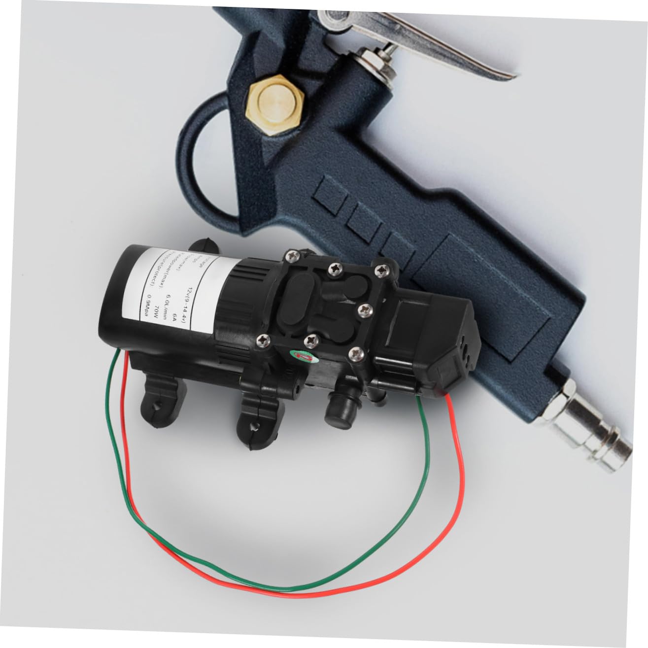Bomba de Diafragma Eléctrica Autocebante 12v 70w Negra para Pulverización y Limpieza Alta Presión Mini Bomba Agua Coche