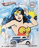 WONDER WOMAN * DECO DELIVERY * Hot Wheels DC Comics Originals 2011 Nostalgia Series 1:64 Scale Die-Cast Vehicle