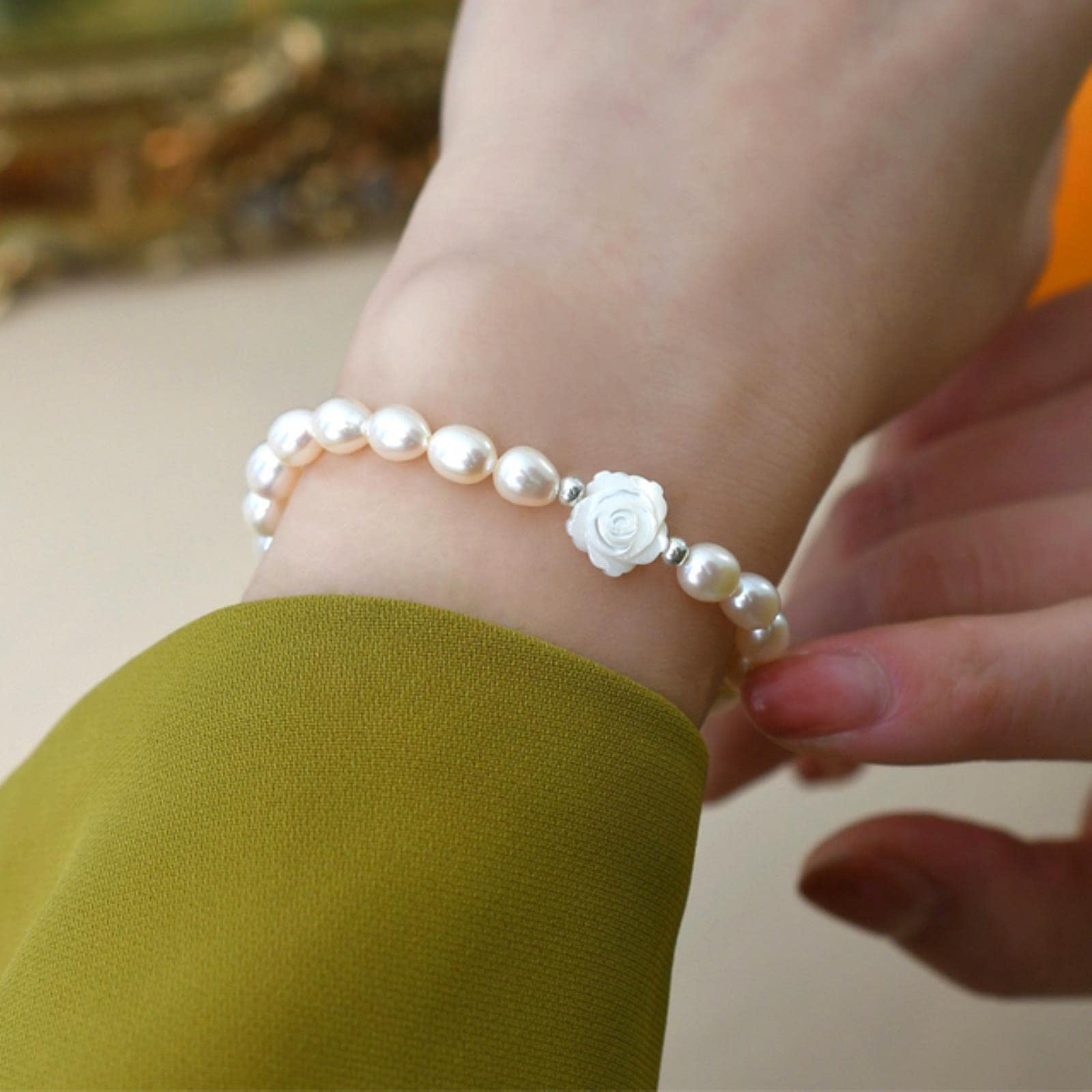 HLTYGWX Pulsera de Flores de Concha de Perla de Agua Dulce Natural, joyería de de Plata de Ley 925 para niña