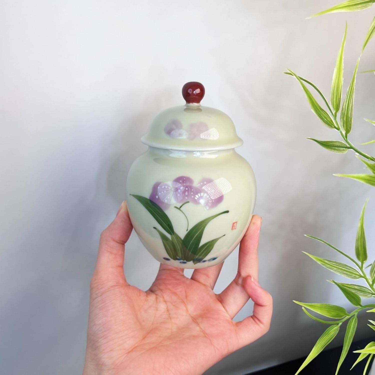 Hand-drawn Chinese Style Ceramics Tea Canister, 250ml 8.5oz, Household Antique-style Portable Sealed Storage Tank