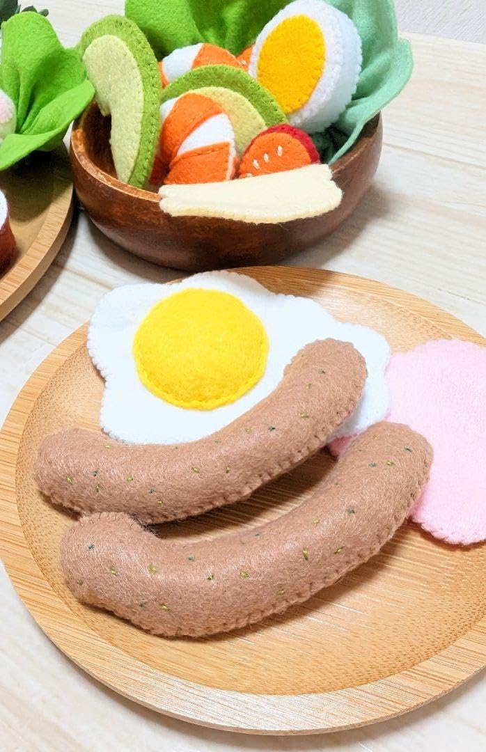 フェルト　おままごと　新幹線お子さまランチセット　パン　ピザ フェルトのお子様ランチセット♡フェルトおままごと おもちゃ・人形