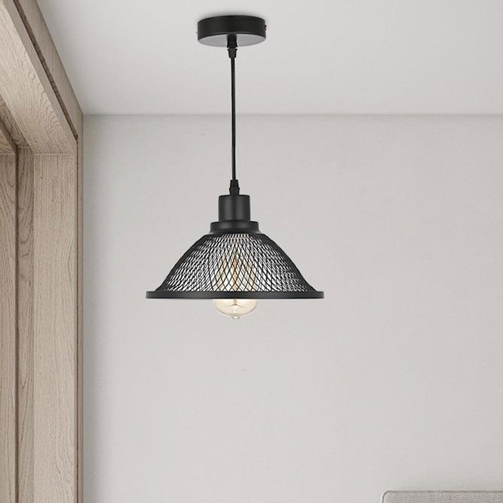 Lampada a sospensione in ferro con rete nera, attacco E26, luce calda, lampada da comodino, lampadario industriale vintage, adatto per caffè, bar e altri ambienti.