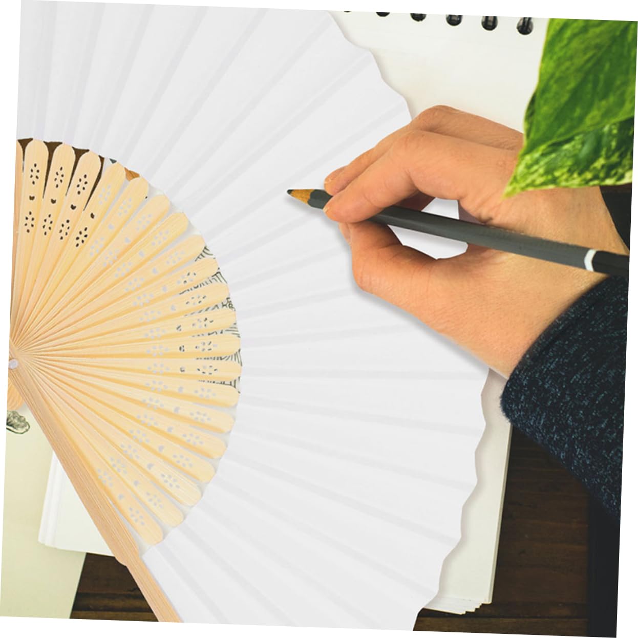 KOMBIUDA 15stücke Kompakter Faltbarer Handfächer Aus Holz Und Papier Dekorativ Für Hochzeitsgäste Partygeschenke Diy-dekoration Und Täglichen Gebrauch