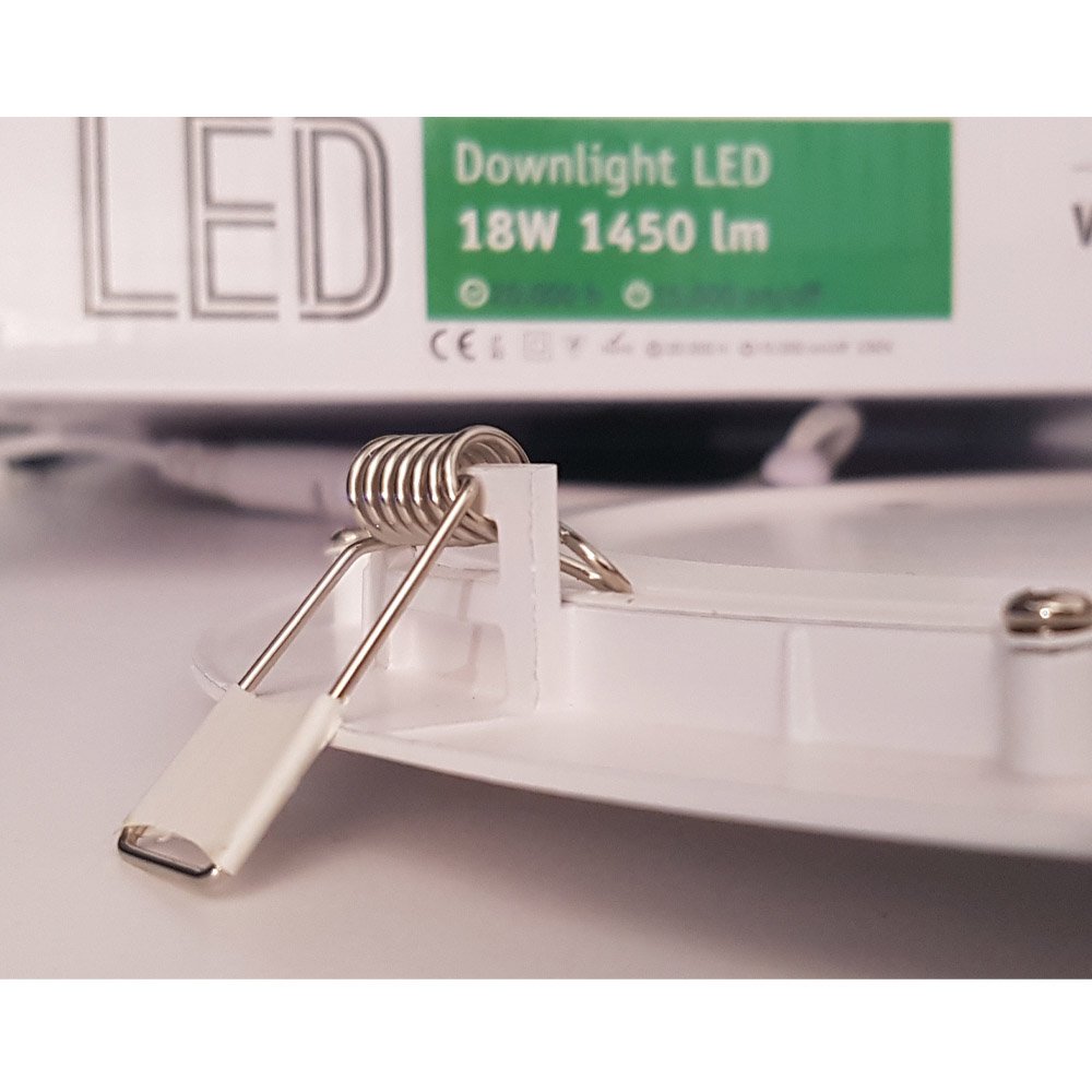 wonderlamp Downlight LED redondo extraplano blanco 18W. 1480 lm. Luz fría (6000°K). 30.000H.