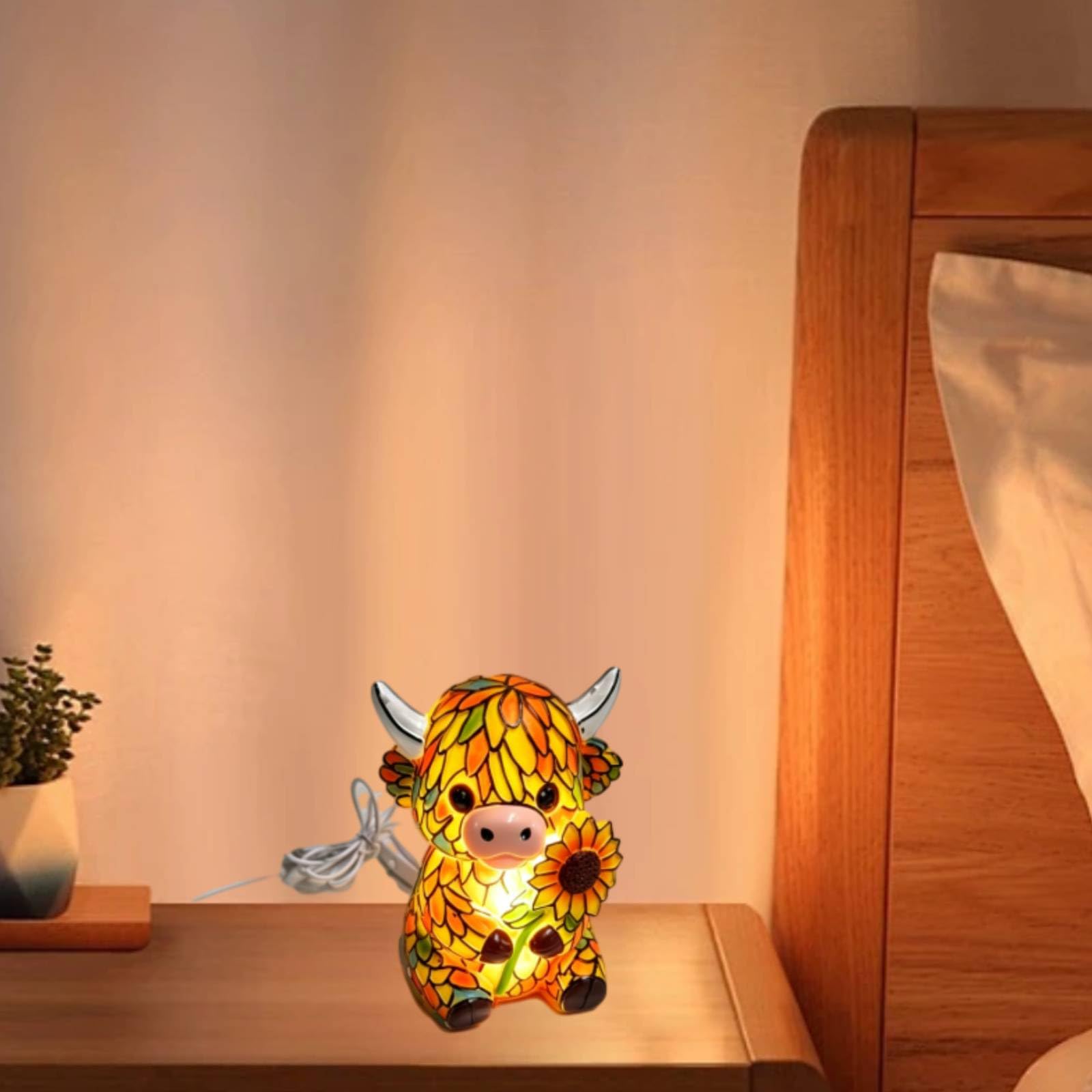 SPEPROECO LED Sunflower Highland Cow Lamp, 3D Cute Animal Lamp, Bedside Table Night Light, Vintage Rustic Farmhouse Decor for Home, Office, Bedroom, Living Room & Cow Lovers