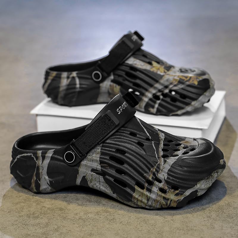 Image of Men's Summer Outdoor Sports Sandals Water Beach Shoes Casual Slippers Light and Breathable Couple Slippers