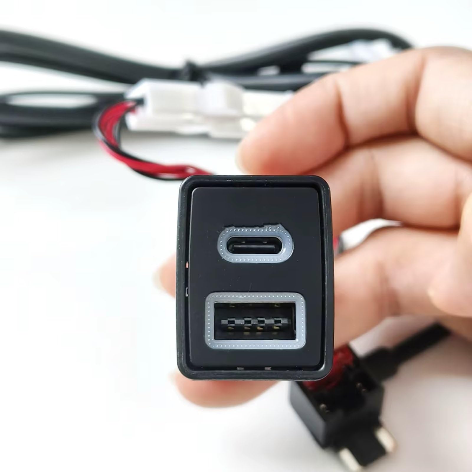 Compatible Avec Nissan Pour Teana Pour Sylphy Pour Qashqai 12 V 24 V Double Pour Type C PD QC3.0 Prise USB Étanche Remplacement Haute Vitesse Interface USB AUX voiture