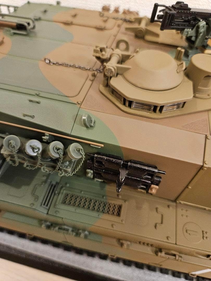 デアゴスティーニ 90式RC戦車 迷彩色 プロ作製品 希少モデル