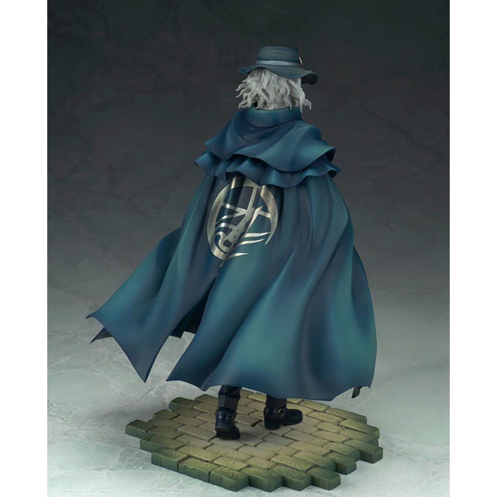 Amazon.co.jp: 巌窟王 エドモン・ダンテス フィギュア 22.5cm PVC製