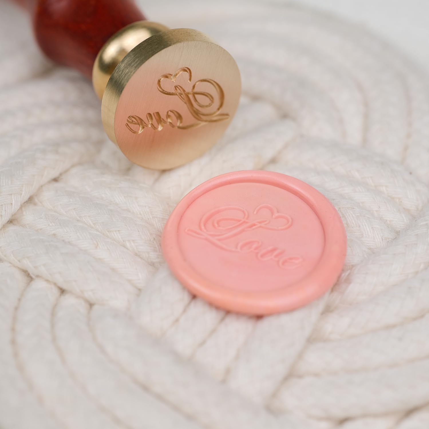 Love Heart Wax Seal Stamp – Vintage Brass Embossed Stamp with Wood Handle for Wedding Invitations, Gift Wrapping, Scrapbooking, DIY Crafts