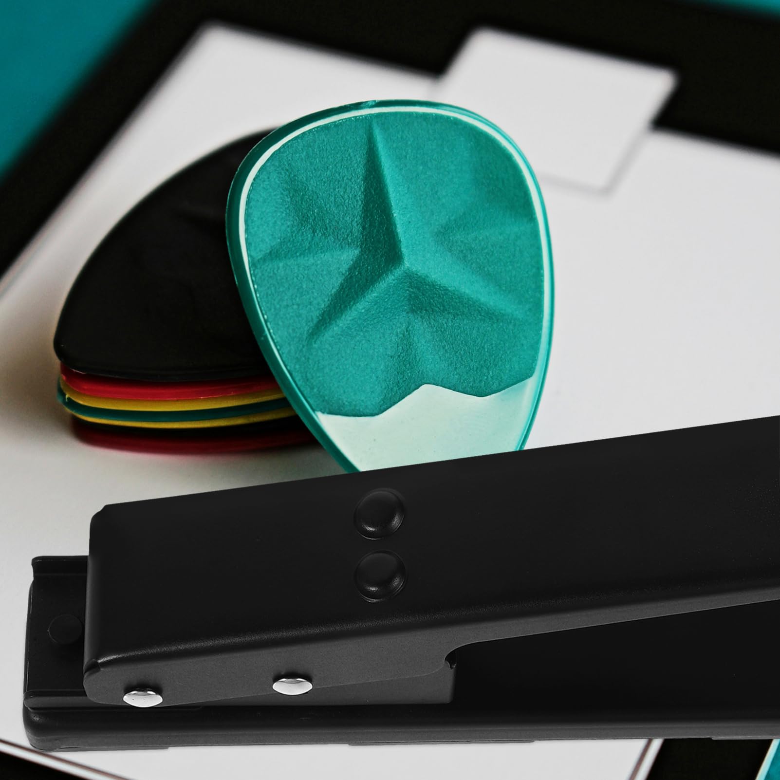 UKCOCO Púa De Guitarra Negra Accesorios Para Guitarra Herramienta Para Fabricar Púas De Para Guitarristas Para Tocar Casa o Concierto