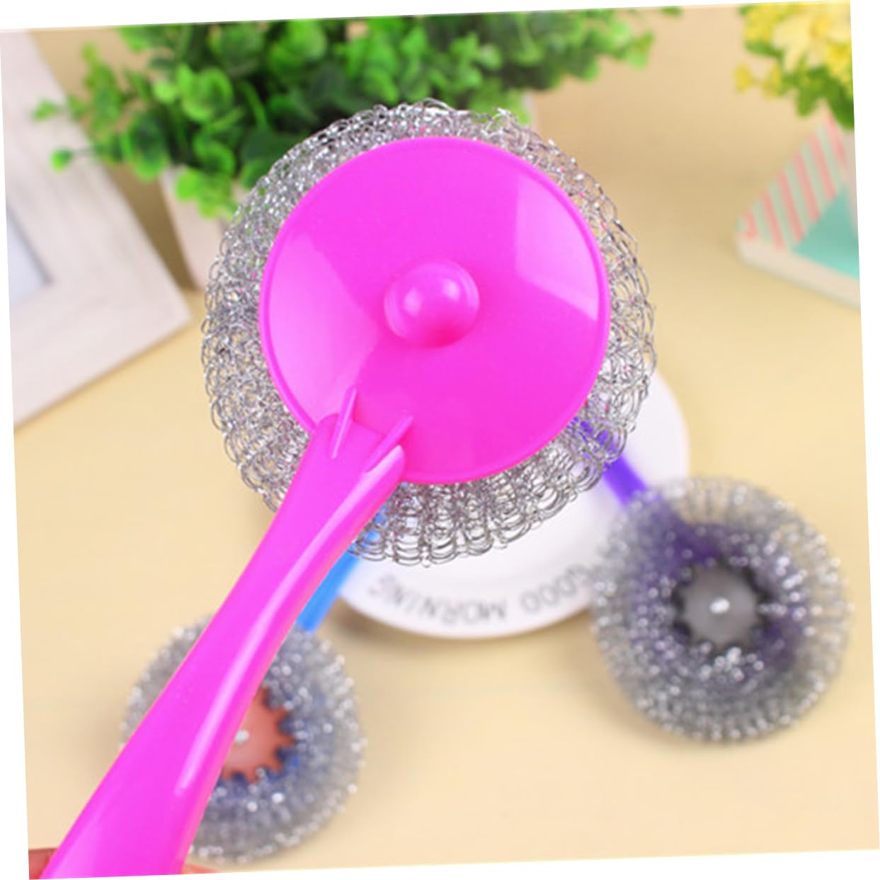 Ipetboom Steel Wire Ball Brush Metal Sponge Scrubbers Dishwasher Brush Long Handle Random Color